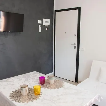 Apartmán Baja Moderno Trilocale Vicino Al Mare *